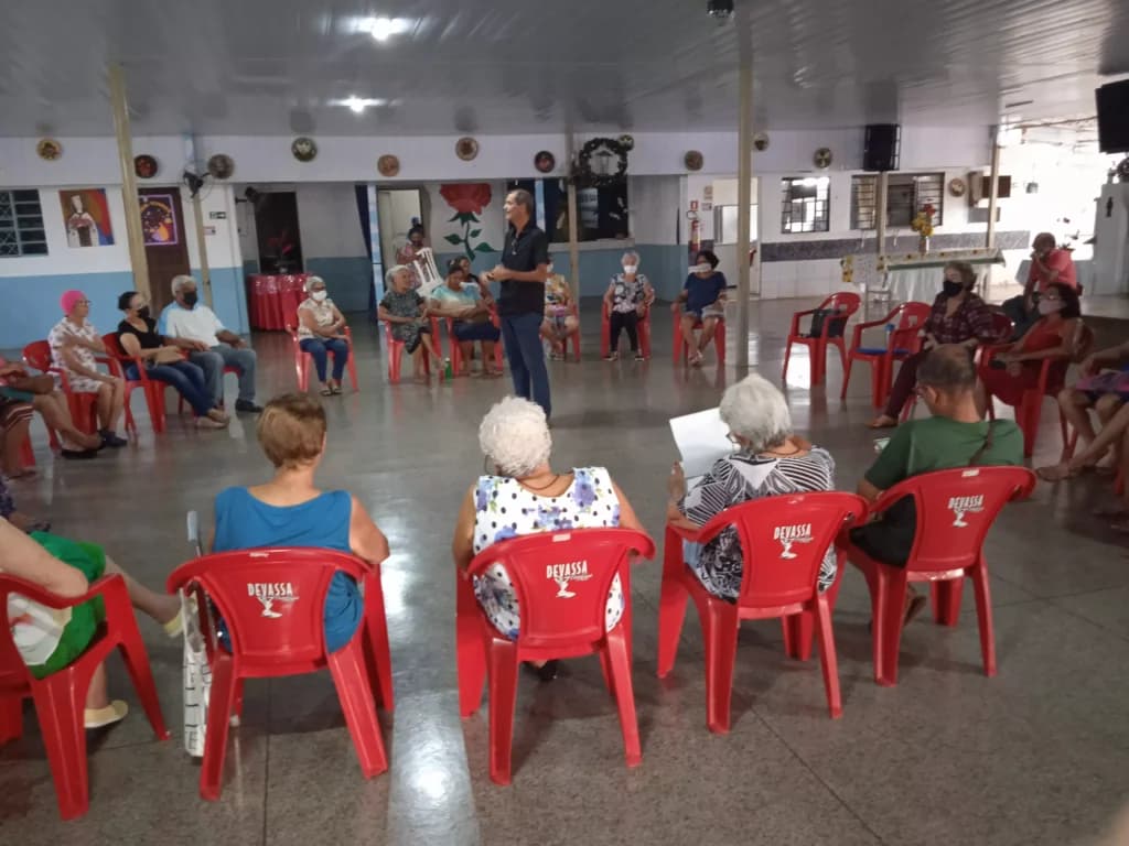 Feira de Hortifrúti Comunitária