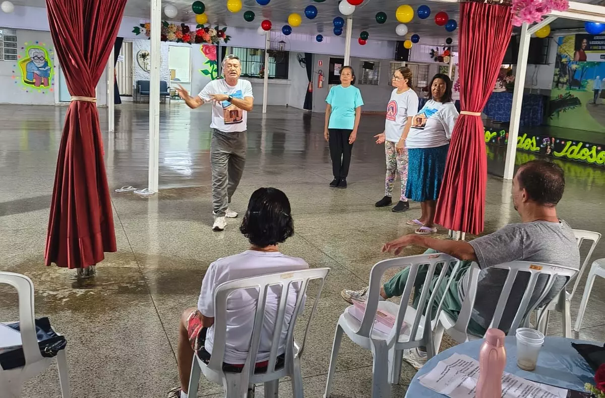 Teatro - Avós em Cena